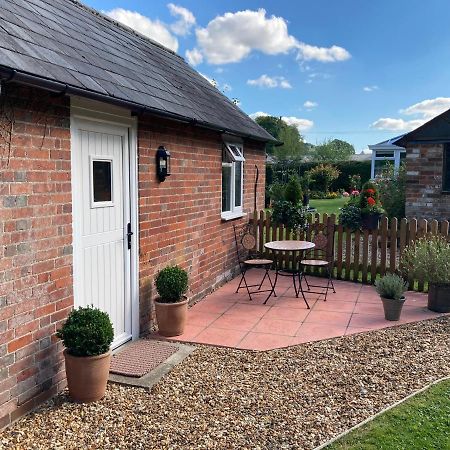 Hunters Moon B&B Tidworth Εξωτερικό φωτογραφία