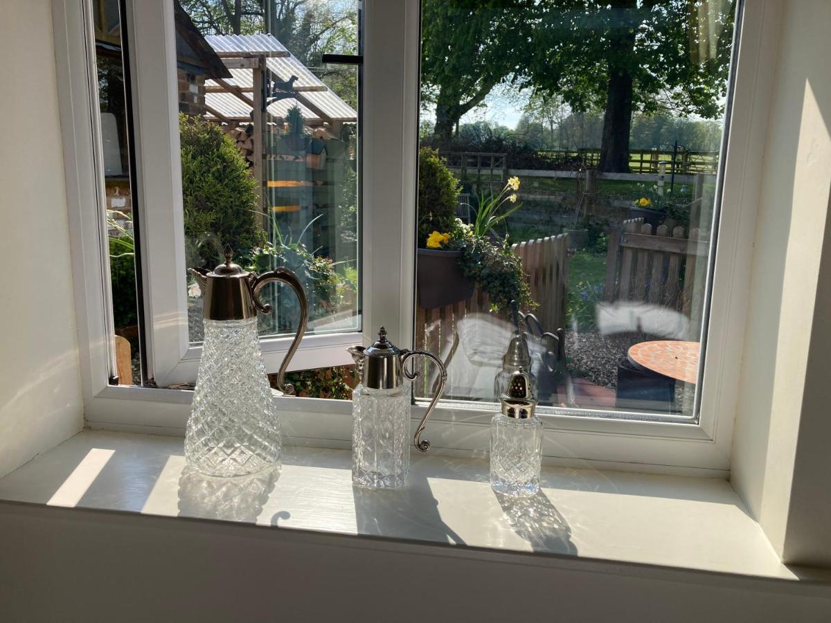Hunters Moon B&B Tidworth Εξωτερικό φωτογραφία
