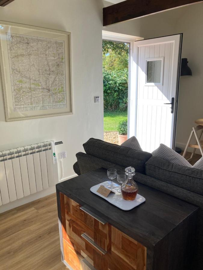Hunters Moon B&B Tidworth Εξωτερικό φωτογραφία
