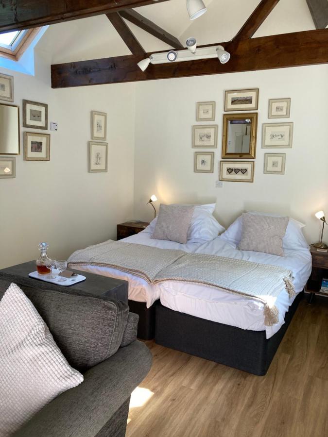 Hunters Moon B&B Tidworth Εξωτερικό φωτογραφία