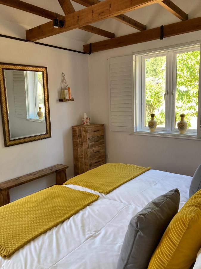 Hunters Moon B&B Tidworth Εξωτερικό φωτογραφία