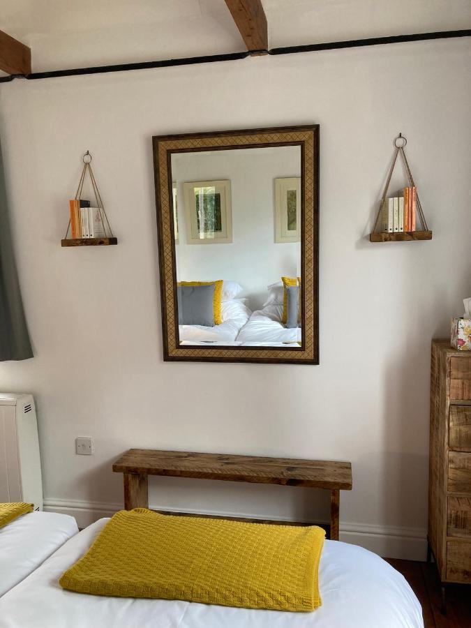Hunters Moon B&B Tidworth Εξωτερικό φωτογραφία
