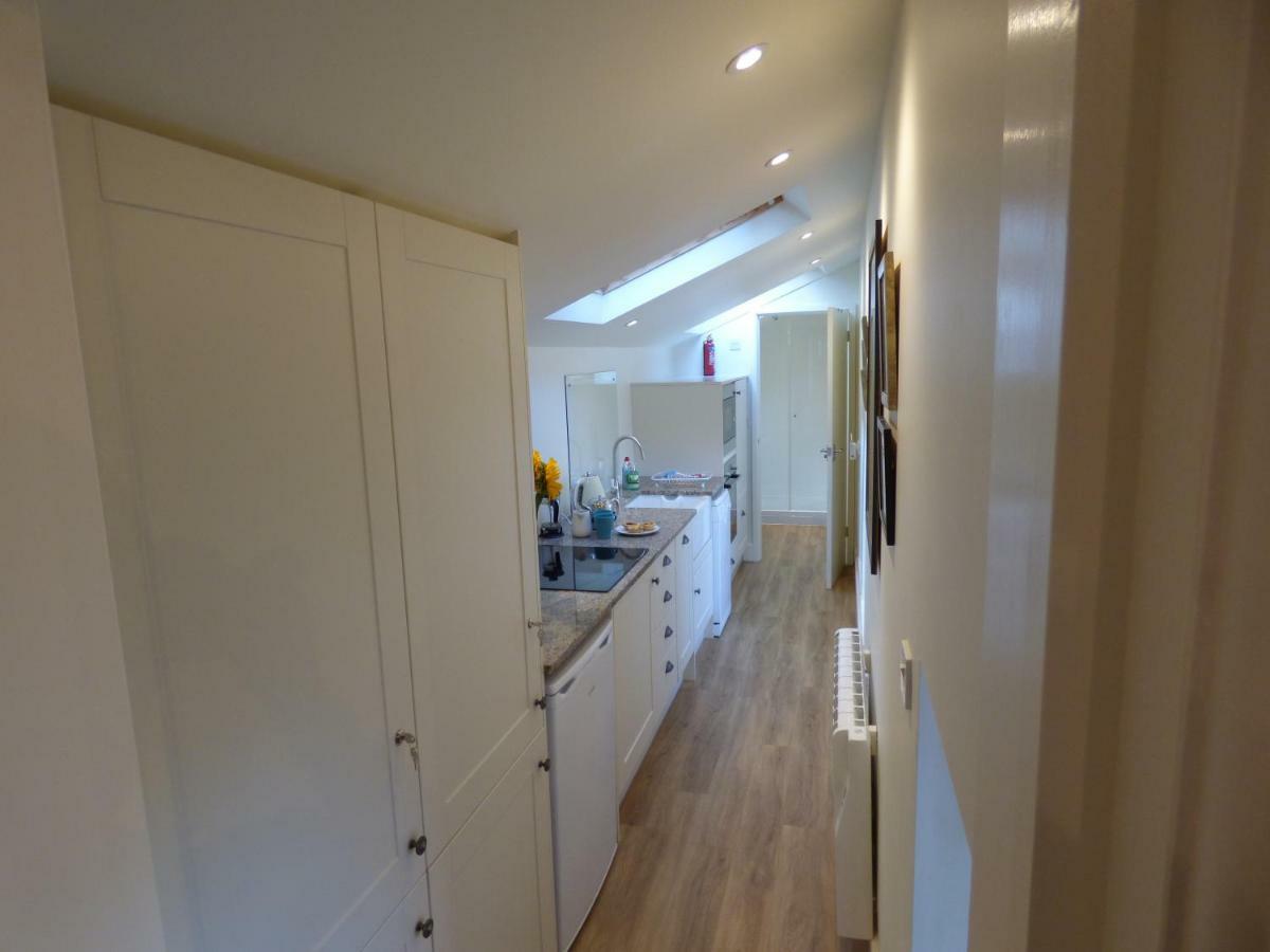 Hunters Moon B&B Tidworth Εξωτερικό φωτογραφία